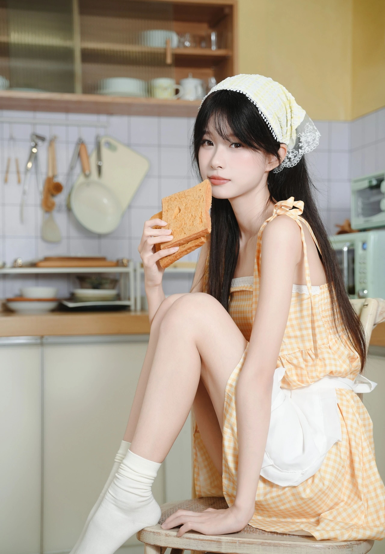 【网图】厨房美少女 【网图】厨房美少女