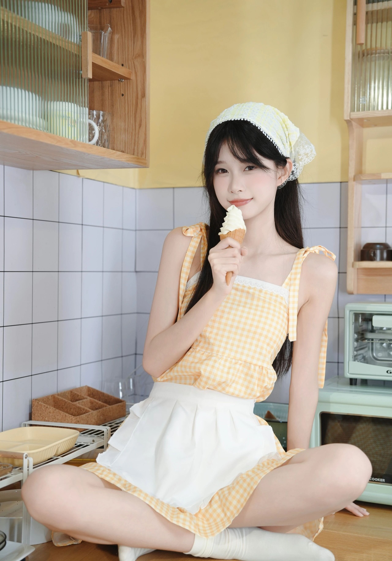 【网图】厨房美少女 【网图】厨房美少女