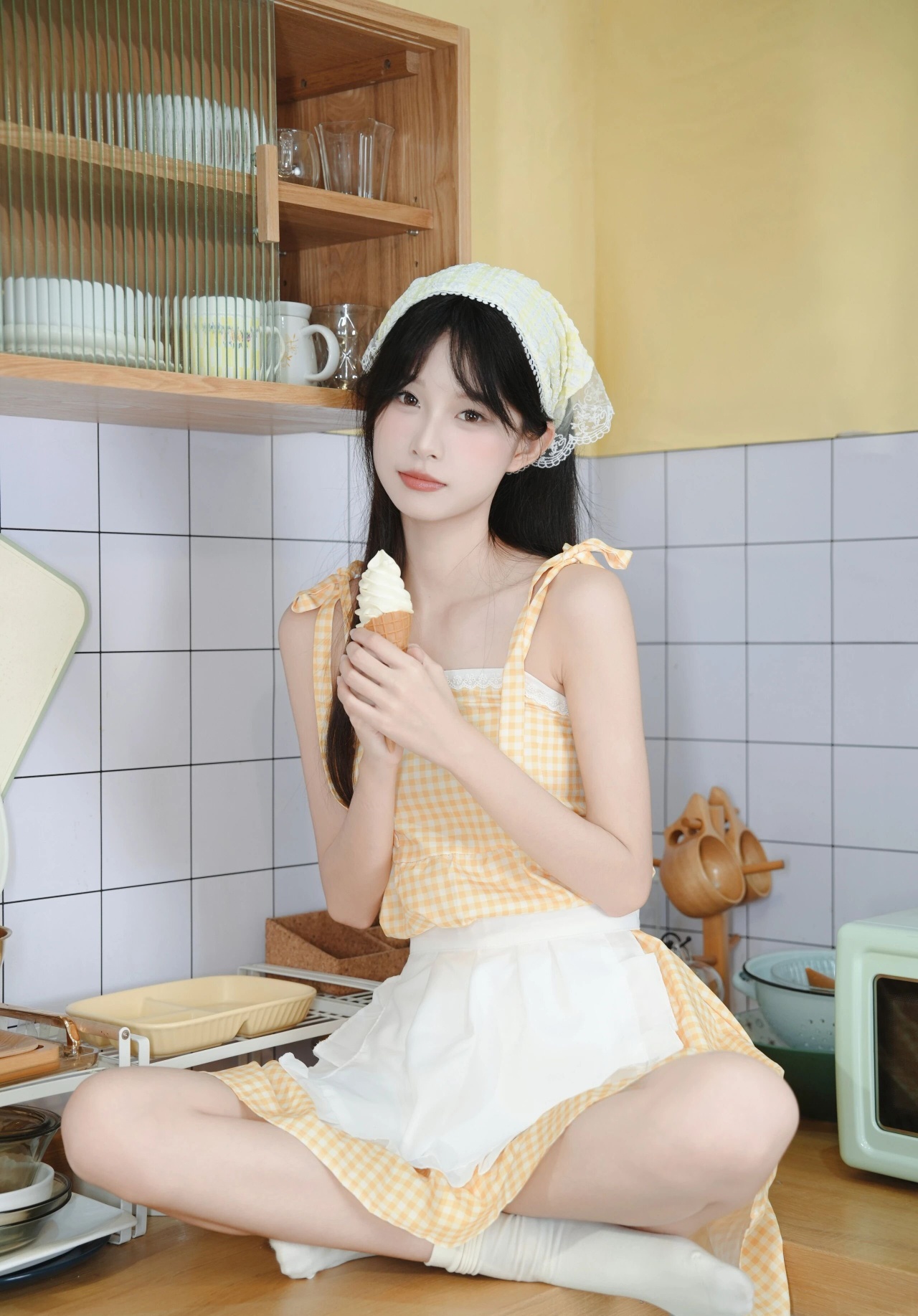 【网图】厨房美少女 【网图】厨房美少女